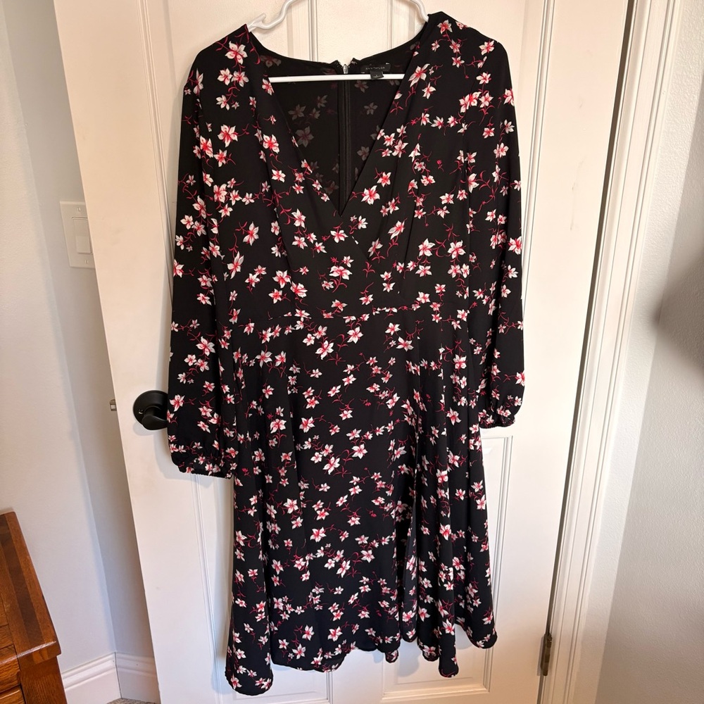 Ann Taylor mid length Floral Long Sleeve Flowy A line dress - Picture 2 of 11